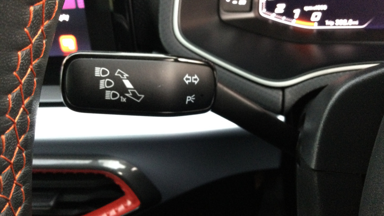 SEAT Arona 1.0 TSI 110 FR Sport 5dr Petrol Hatchback